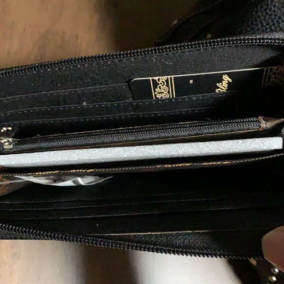 - Montana West Black Diamond Handbag and Wallet Set - Picture 13 of 16